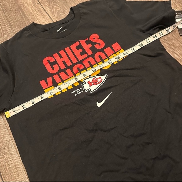 New NWT Nike Tee KANSAS CITY CHIEFS KINGDOM Youth T Shirt Short Sleeved L 14-16 - Picture 7 of 8